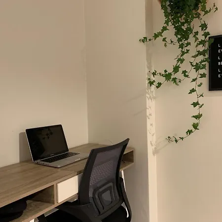 아파트 Elegant Townhouse, Breathtaking Views And Free Parking