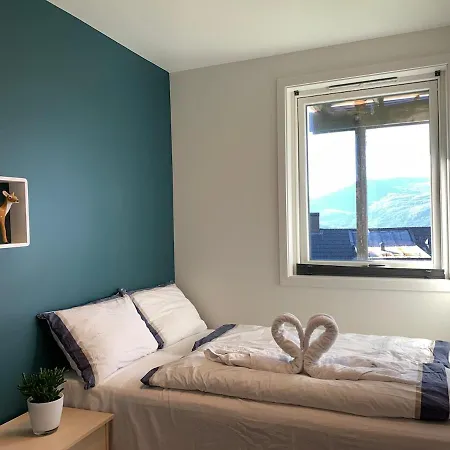 Apartment Elegant Townhouse, Breathtaking Views And Free Parking *